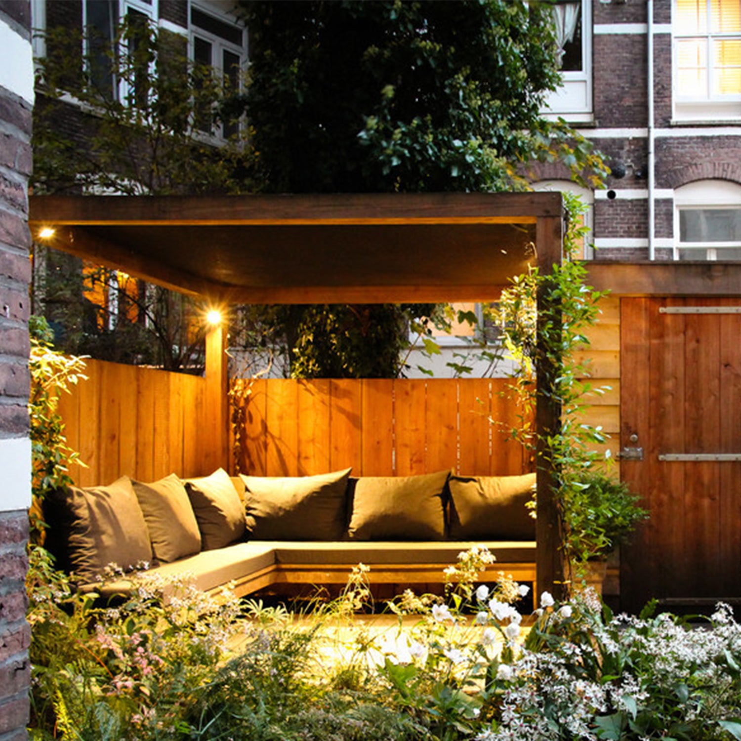 4PACK LED Outdoor PAR38 Dusk To Dawn 5CCT RGBCW 12W 1050LM Not Dimmable - 7Pandas Australia