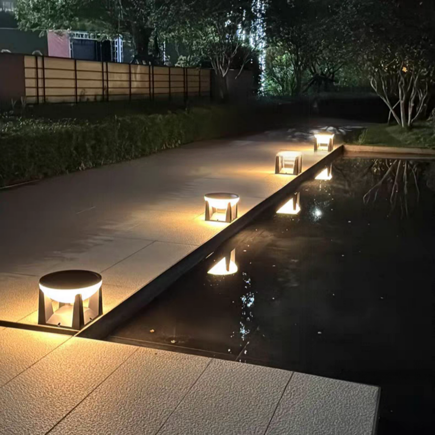 LINDA Outdoor Landscape Solar Rechargeable 3600mAh IP65 3CCT Garden Pathway Lighting - 7Pandas Australia