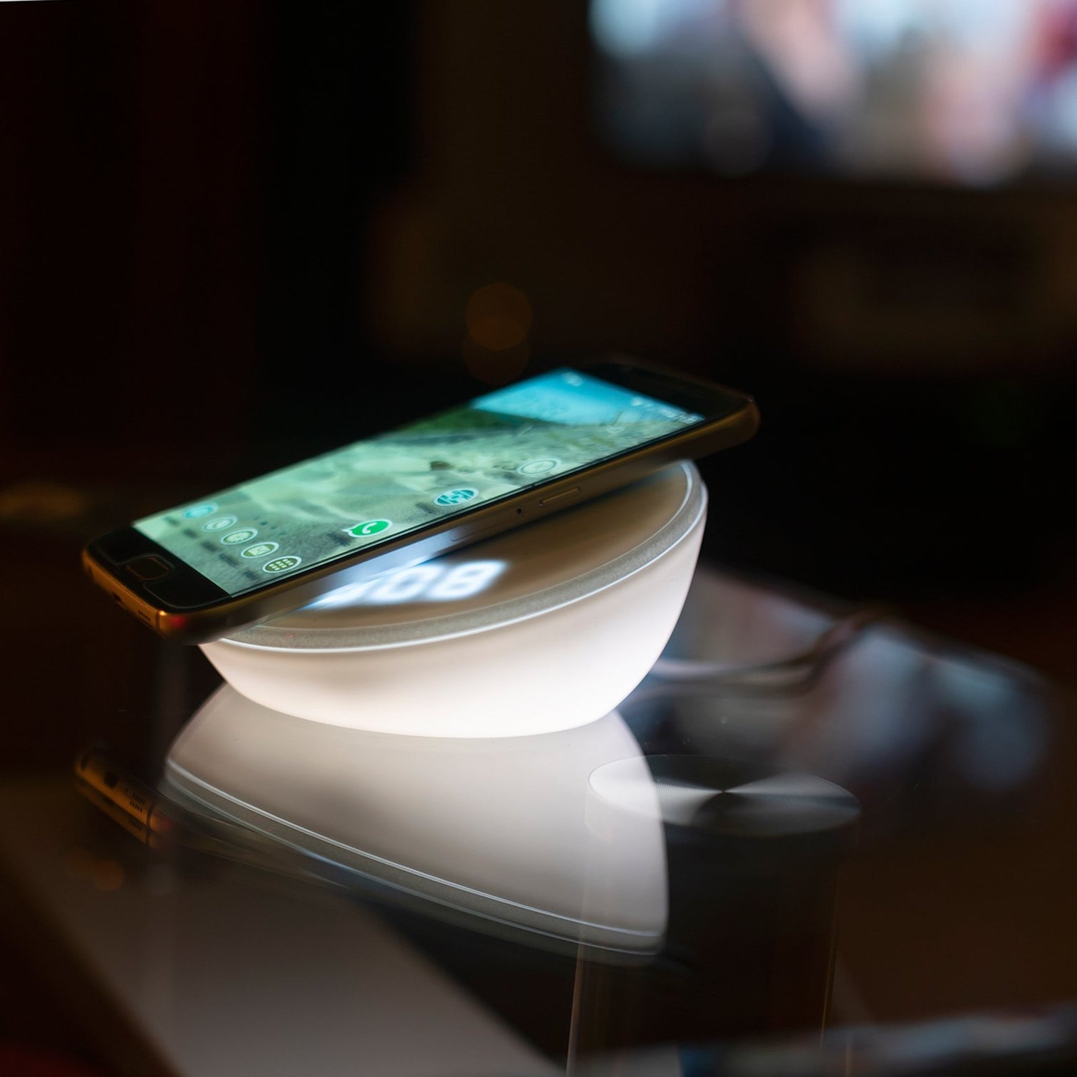 Fast Wireless Charger with Alarm Clock and Night Light, White - 7Pandas Australia